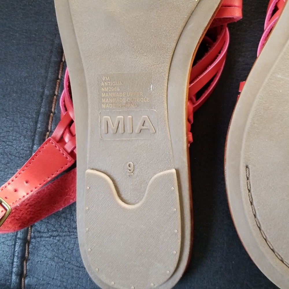 Sandals - Picture 2 of 2